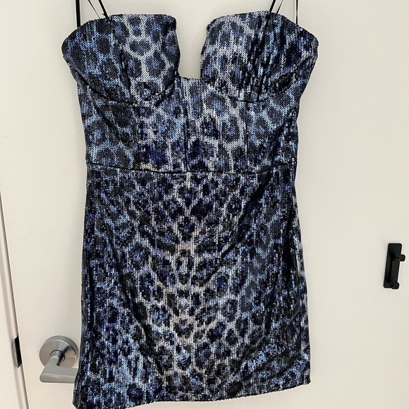 Cheetah Sequin Dress - Picture 3 of 5
